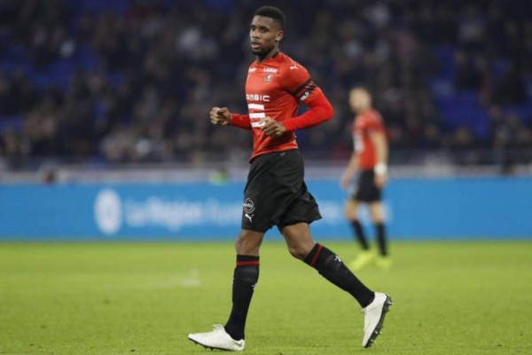 ¿Quién es Jordan Siebatcheu, el héroe del Young Boys ante Manchester United que ya le anotó a Honduras?