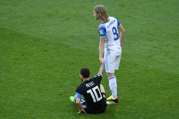 ¡Amargura y frustración! Los gestos de Messi en el Argentina-Islandia