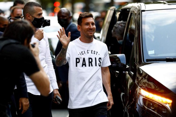 ¿El mejor trabajo del mundo? Quién es Bob, la sombra de Messi desde que llegó al PSG y que sorprendió a Keylor