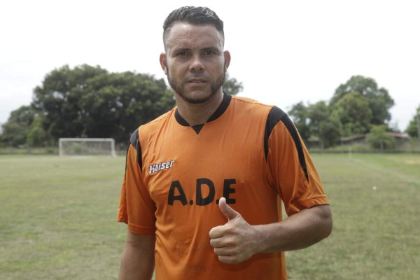 Rolando López, el defensor goleador que regresó al fútbol tres años después de su retiro