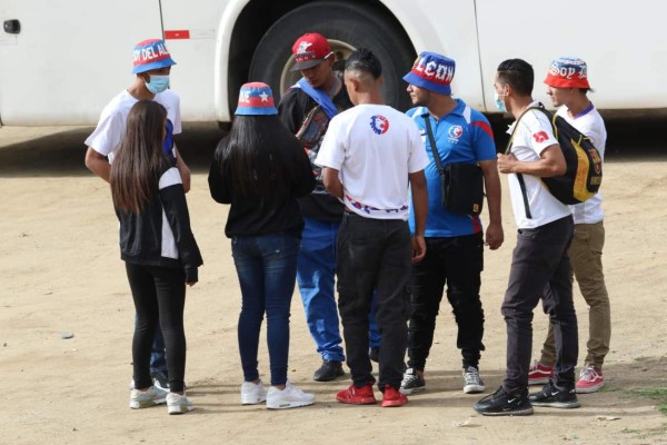 El gesto de Ramiro Rocca tras anotar, el bonito detalle de Diego Vázquez y el rostro de decepción de Héctor Vargas