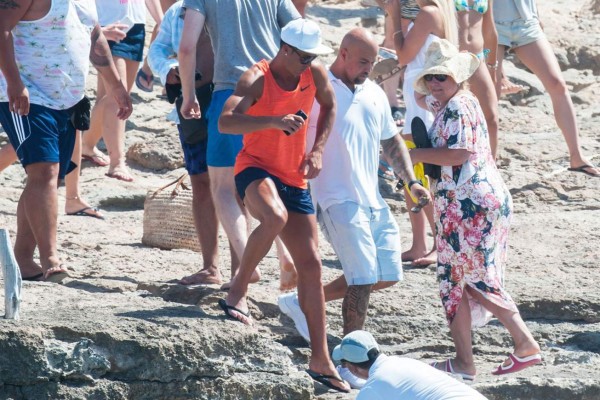 Cristiano Ronaldo sigue bien acompañado en sus vacaciones en Ibiza