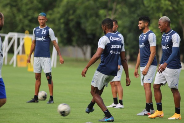 Así fue el tercer día de entreno de la 'H': la 'mesa de billar' que le cautiva a Coito y los que faltan en integrarse