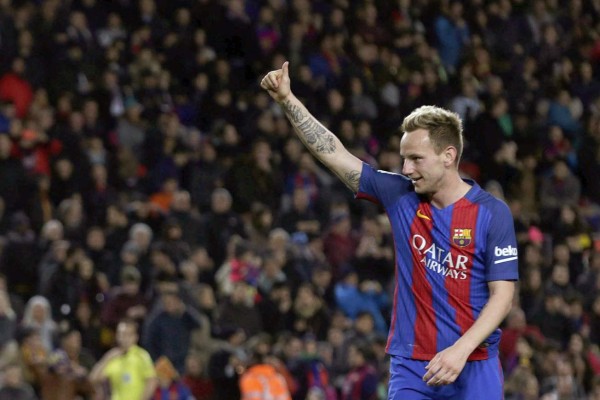 RUMORES Y FICHAJES: Rakitic renueva con el Barcelona y ¡PSG quiere a Isco!