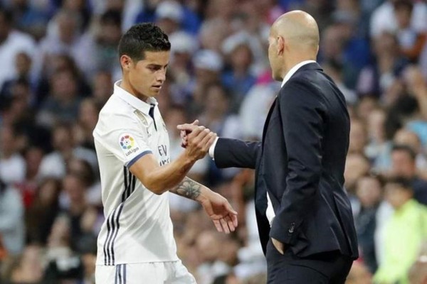 James Rodríguez se despide del Bernabéu llorando y entre aplausos