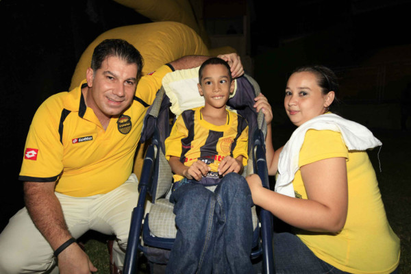 El día más feliz de Bryan Rosales.