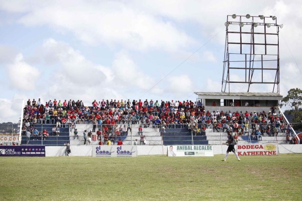Estadios 'malditos' en Honduras con más descensos vividos en Liga Nacional