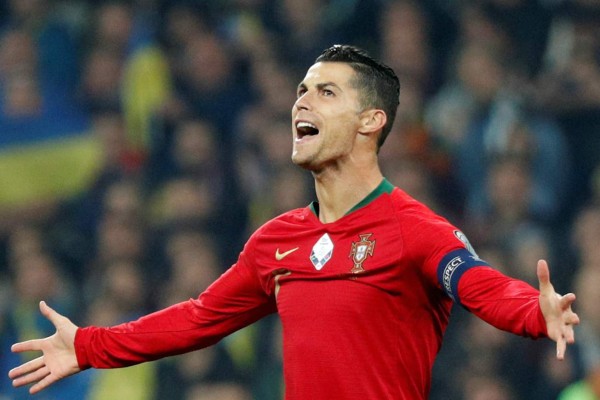 ¿Y Messi? Cristiano Ronaldo y las leyendas que anotaron más de 700 goles
