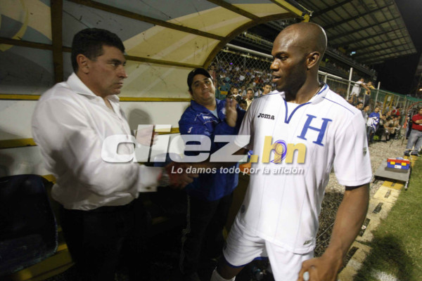 'El Rey' David se retiró del fútbol en un partido en el Morazán.