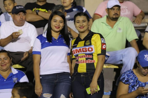 FOTOS: Las lindas chicas que eclipsaron en el juego Honduras-Real España