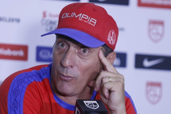 Mercado: Troglio habla de las renovaciones y Bryan Róchez a punto de cambiar de club