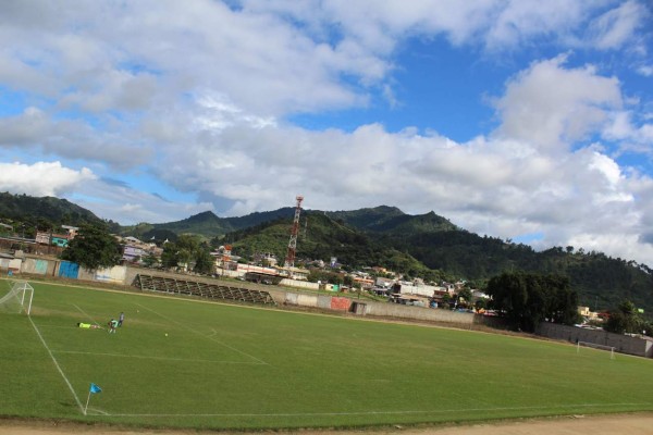 FOTOS: La remodelación que se realiza en el estadio Marcelo Tinoco de Danlí
