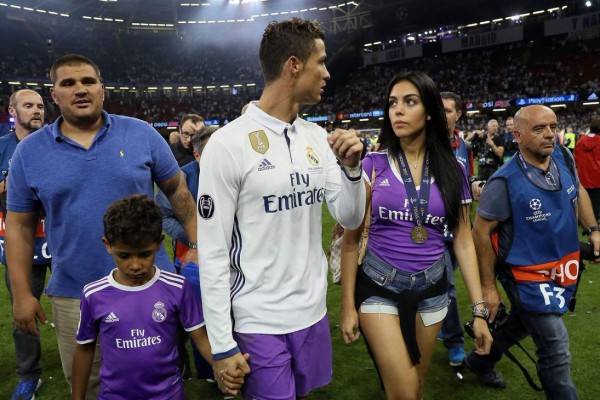 ¿Qué hizo Cristiano con su novia Georgina y por qué lloraba su hijo?