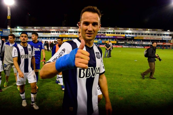 Fichajes: Pedro Troglio renovaría con Olimpia y hondureña se probará en el Sevilla