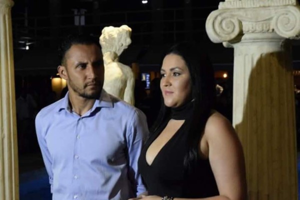 El nuevo look de Keylor en el relanzamiento de la Estética Navas