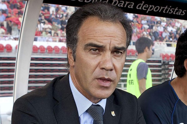 Rueda, entre la larga lista de técnicos para dirigir a selección de Chile