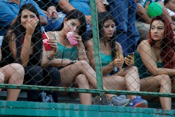 ¡DE INFARTO! Las fotos más atrevidas e inadvertidas de las edecanes de Liga Nacional&nbsp;&nbsp;