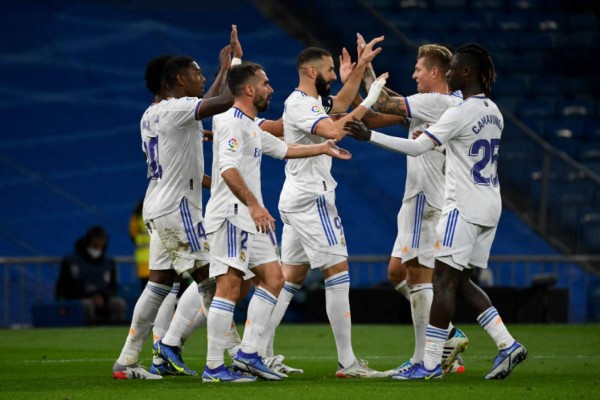 Real Madrid sufre para vencer al Rayo, pero recupera el liderato de la Liga de España