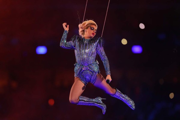 FOTOS: Así fue el show de Lady Gaga en el mediotiempo del Super Bowl