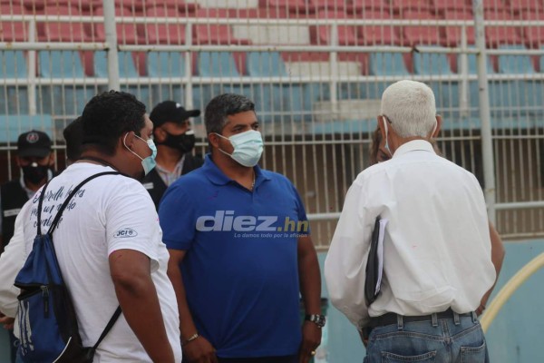 En fotos: Visita de lujo en el Vida-Motagua; el acrobático festejo de Omar Rosas y el cariñito de Nazar a su goleador