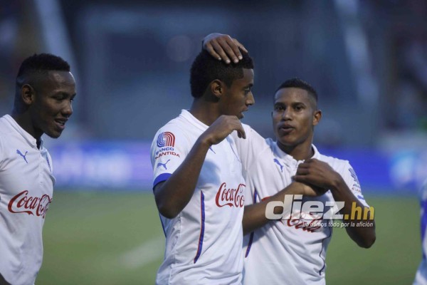 La mejor colección de fotos del clásico Motagua-Olimpia