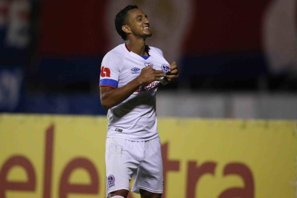 EL MERCADO: Buba López y su opción en Europa, nicaragüense interesa a Motagua y Olimpia tantea más bajas