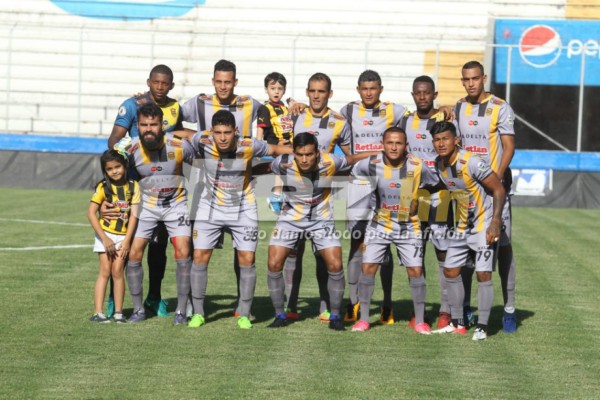 ¡NO VISTE EN TV! La obscena celebración y la belleza femenina en el estadio