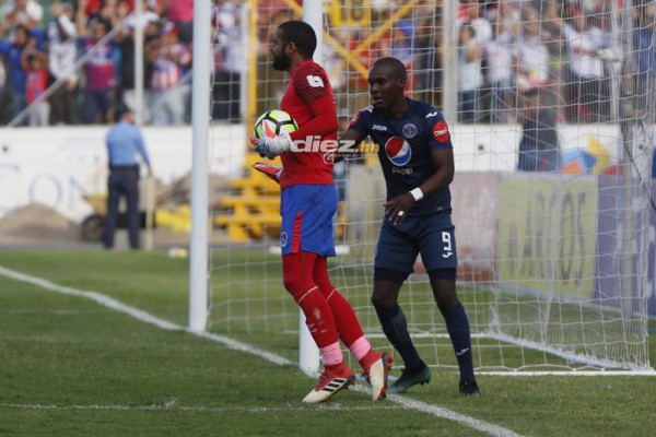 NO VISTE EN TV: El beso de Diego a su amuleto, el enojo de Osman y el divertido momento de los chicos Carrión