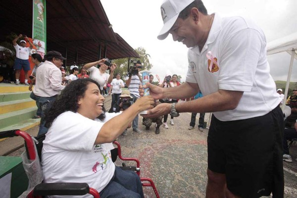 Las mejores imágenes de la Maratón ' Corriendo por la Salud”