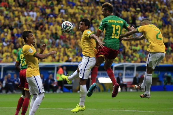Brasil goleó a Camerún para avanzar al ritmo de Neymar