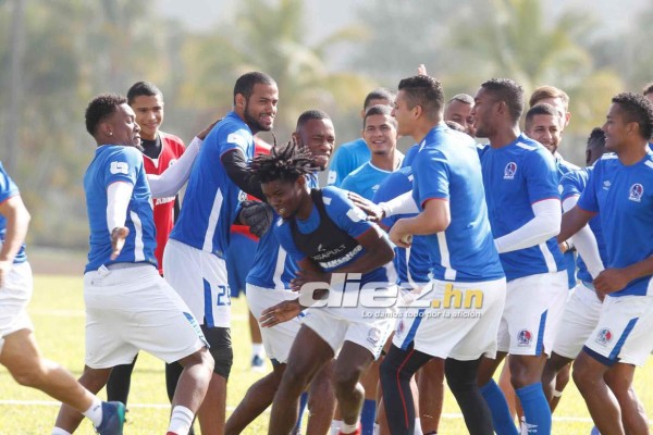¿Buen ambiente y nuevo fichaje?: Así se vio el regreso de Brayan Beckeles al entrenamiento de Olimpia