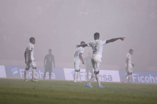 Un sábado de clásicos, goles y baile.