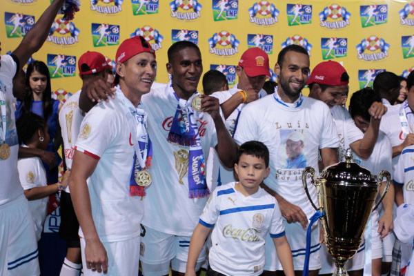 OLIMPIA TRICAMPEON APERTURA 2012