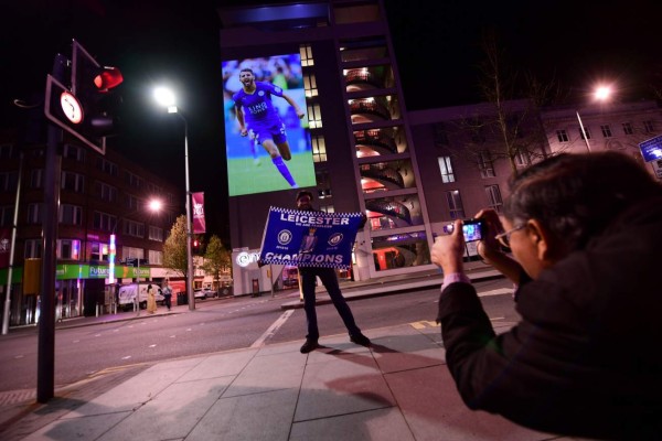 Fotos: La afición del Leicester City y la celebración de un título histórico