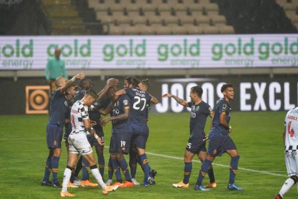 Boavista-Porto: Jorge Benguché tuvo un duelo férreo con Pepe y Alberth Elis debutó