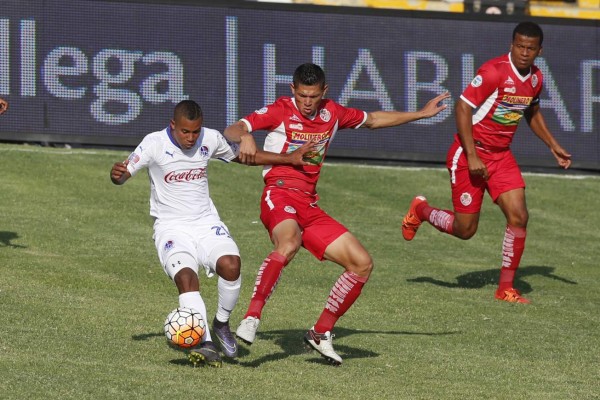 Las mejores fotos del partido de la gran final entre Olimpia y Real Sociedad