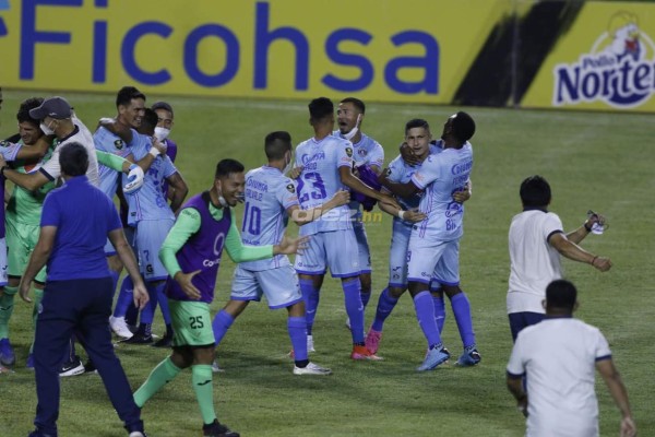 Júbilo y llanto en el estadio Olímpico: Darixon Vuelto se descontroló y rompió en llanto en Real España