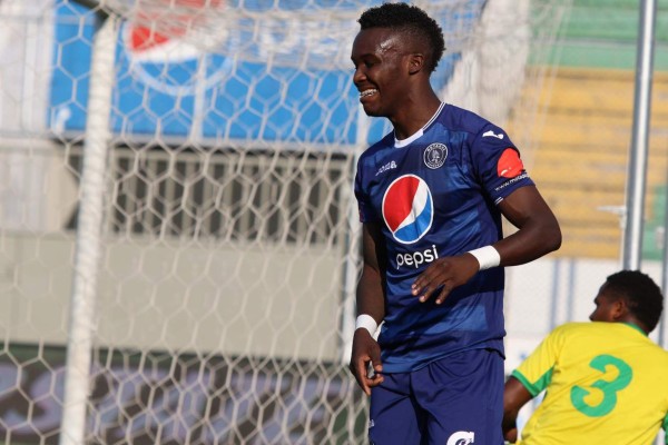 Los futbolistas que no han logrado pasar las pruebas médicas previo a su fichaje