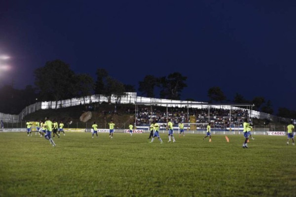 Los raquíticos estadios en donde se juega la Liga de Ascenso de Honduras