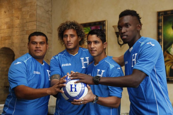 FOTOS: El álbum de Alberth Elis, la 'panterita' del fútbol de Honduras