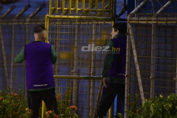 NO VISTE EN TV: Caras tristes en Marathón; festejo chapín en el Olímpico y pleito con Costly