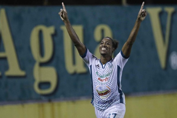 BOMBAS: Olimpia va por reconocido volante y otro hondureño firma en España