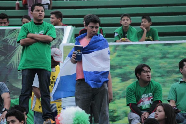 Ambiente Honduras vrs México en partido amistoso
