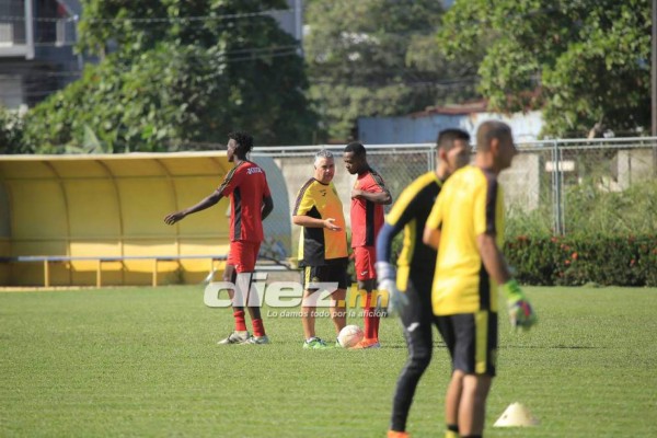 ¡Primer día de trabajo! Ausencias, inyecciones y mucha concentración en inicio de pretemporada de Real España