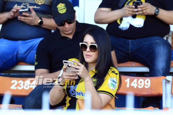 NO SE VIO POR TV: La selfie, la familia, la baleada y el abrazo de 'Chapeta' a Moreira