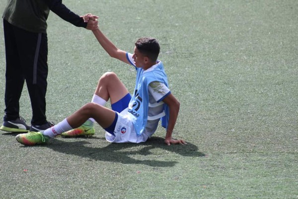 El hijo del 'Matador' Wilmer Velásquez le sigue los pasos en el Olimpia