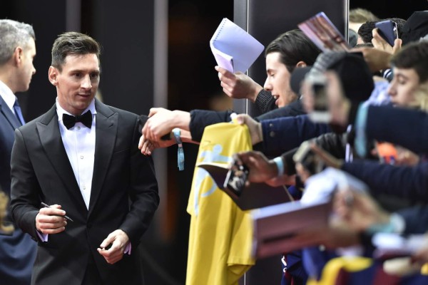 FOTOS: La alfombra roja del Balón de Oro, otra vez Antonella se roba miradas