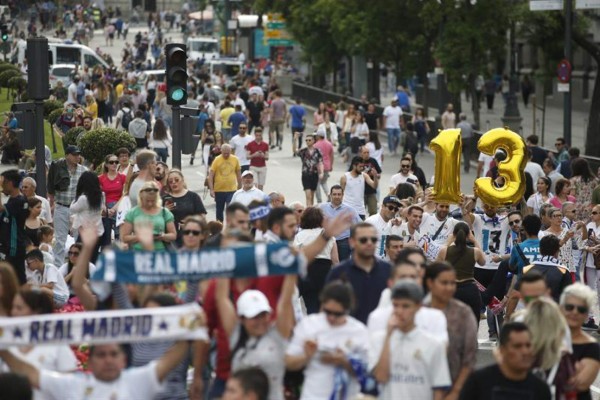 EN FOTOS: Locura total por el tricampeonato del Real Madrid en Champions