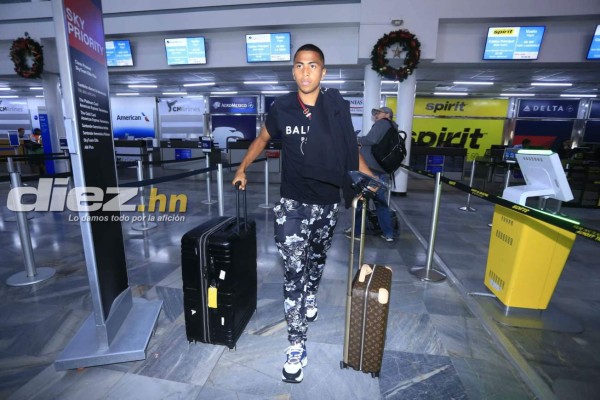 FOTOS: Rigoberto Rivas imponiendo moda y Alberth Elis dando un 'jalón”