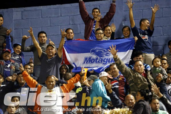 ¡Ambientazo en clásico capitalino entre Motagua y Olimpia!